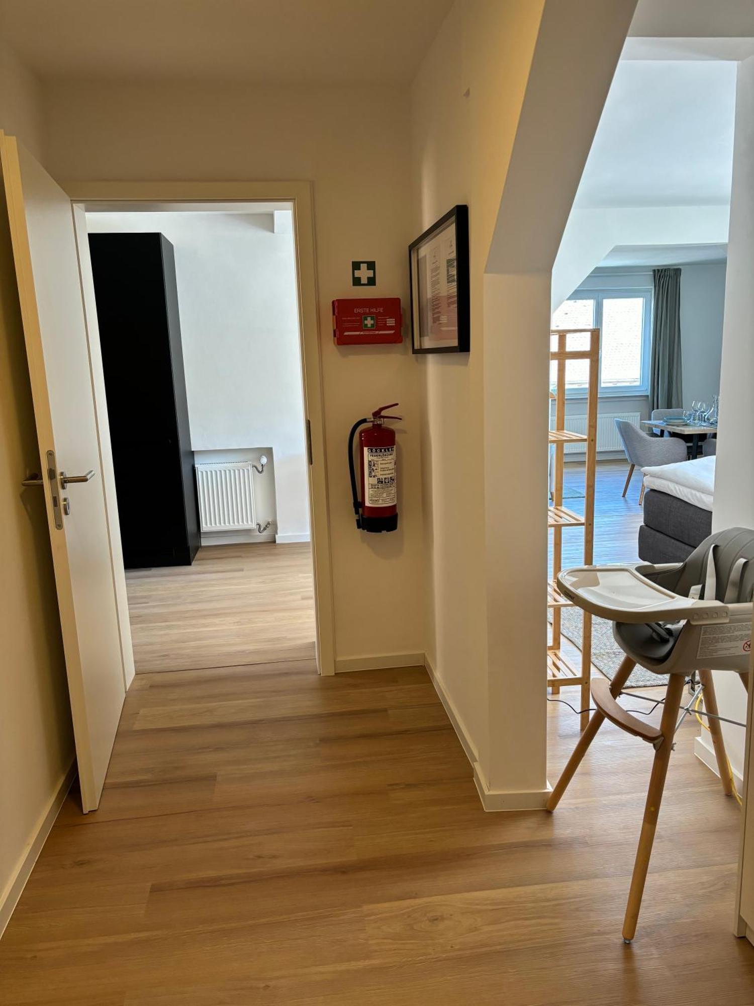 Gesamte Wohnung, Kueche, Parkplatz, Terrasse Bad Bellingen Ngoại thất bức ảnh