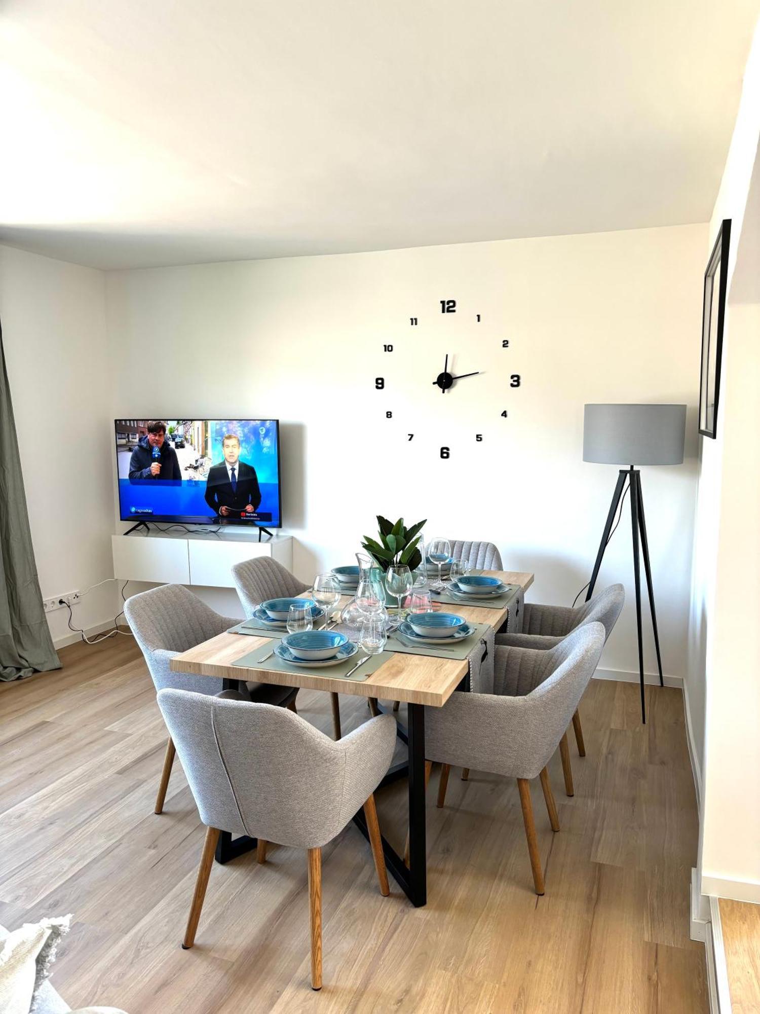 Gesamte Wohnung, Kueche, Parkplatz, Terrasse Bad Bellingen Ngoại thất bức ảnh
